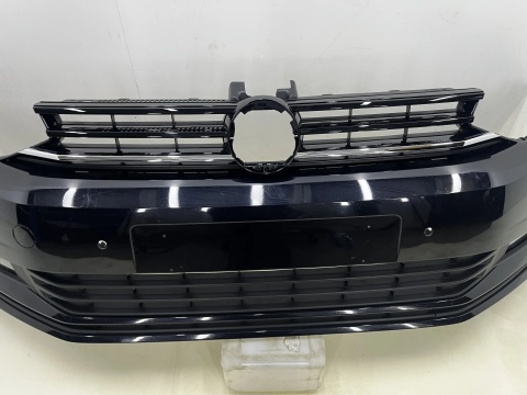 Zderzak przedni VW Touran 3 III 15r.- przód 4XPDC spryski 5TA807221AL