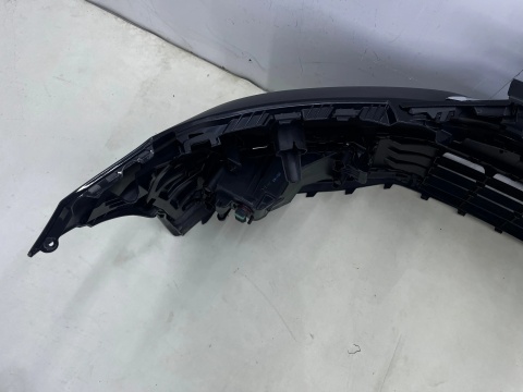 Zderzak przedni VW Touran 3 III 15r.- przód 4XPDC spryski 5TA807221AL