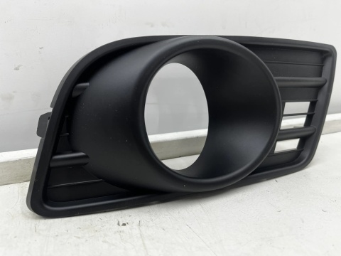 Atrapa Suzuki Swift 4 IV 04-07r. Przedlift przednia lewa atrapa halogenu nowa oryginalna 71761-72k10-5pk