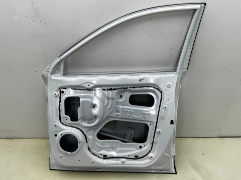 Drzwi MG ZS 1 I 17-24r. prawe przednie prawy przód R10322138