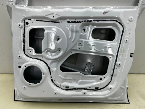 Drzwi MG ZS 1 I 17-24r. prawe przednie prawy przód R10322138