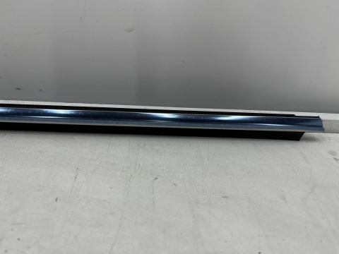 Listwa Toyota Auris 2 II E18 12-18r. NOWA lewa przednia listwa zgarniająca