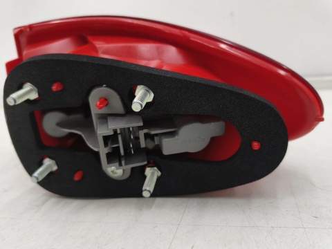 Lampa Alfa Romeo 147 00-10r. NOWA lewa tylna w błotnik EU Oryginalna lewy tył 46556349