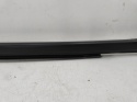 Listwa Renault Trafic 3 III Opel Vivaro B 14r.- prawa nakładka zgarniająca szyby przedniej czołowej zaślepka 93867905