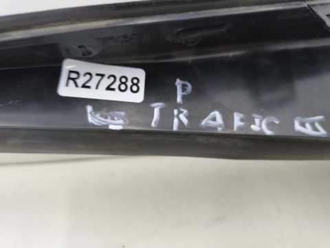Listwa Renault Trafic 3 III Opel Vivaro B 14r.- prawa nakładka zgarniająca szyby przedniej czołowej zaślepka 93867905