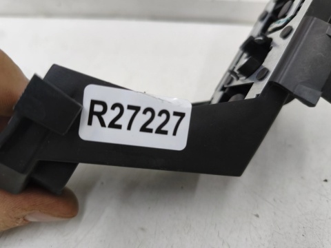 Wkład lampy VW Sharan 1 I Lift 00-05r. listwa oprawa żarówek prawy tył 7m3945258