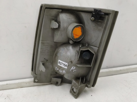 Kierunkowskaz Toyota Dyna U300 05r.- PRAWY kierunkowskaz kierunek migacz lampa reflektor ORYGINALNY