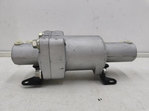Kompresor zawieszenia Toyota Land Cruiser J200 12-15r. NOWY rozdzielacz pompa zawieszenia pneumatycznego oryginał 49081-60010