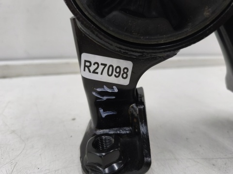 Poduszka silnika Toyota Prius 3 III XW30 11-15r. tylne mocowanie łapa silnika oryginalna 12371-37250
