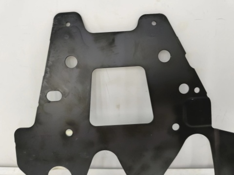 Poszycie Ford C-Max Mk1 C-Max MK2 03-19r. NOWY pas tylny bagażnika PRAWE dolne poszycie zewnętrzne mocowanie belki