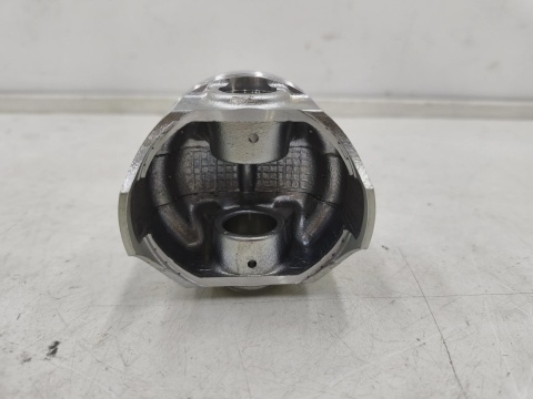Tłok Suzuki Swift 2 II Jimny 3 III Baleno 1 I 86-05r. 1.3 benzyna G13B 12100-63880-0b0
