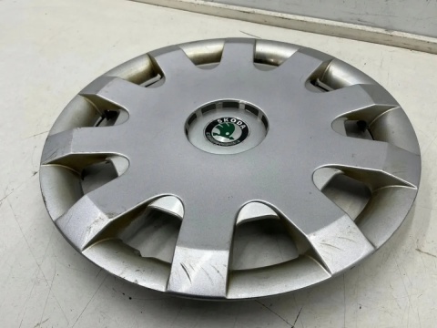 Kołpak Skoda Octavia 1 I 96-10r. 15 cali r15 oryginalny 1u0601147d