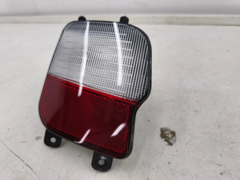 Lampa Citroen C4X 22-25r. prawa tylna lampa cofania w zderzak tylny oryginalna prawy tył 9846029780