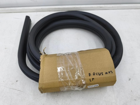 Uszczelka Ford Focus Mk3 10-19r. guma drzwi kierowcy lewy przód wewnętrzna