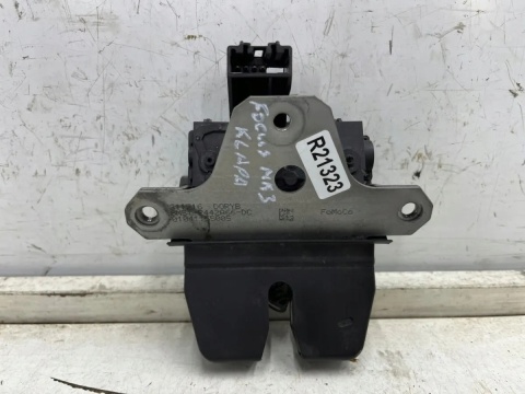 Zamek klapy bagażnika Ford Focus MK3 HB Kombi C-max MK2 10-19r. mechanizm