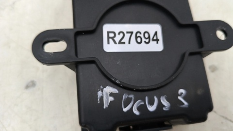 Czujnik poziomowania świateł Ford Focus Mk3 10-19r. przód ksenonów lamp f1cb-13c148-aj