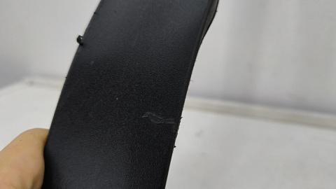 Listwa Peugeot 2008 II 19r.- LEWY przedni rant nadkola błotnika nakładka struktura lewy przód 9825736480