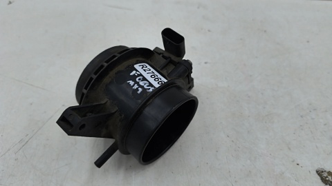 Przepływomierz Ford Focus Mk3 Kuga Mk2 C-Max 2 II 10-19r. 1.5 2.0 TDCI czujnik masowy powietrza em5a-12b579-aa