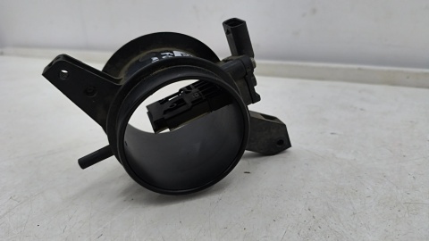 Przepływomierz Ford Focus Mk3 Kuga Mk2 C-Max 2 II 10-19r. 1.5 2.0 TDCI czujnik masowy powietrza em5a-12b579-aa
