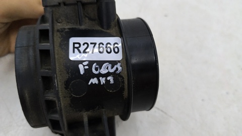 Przepływomierz Ford Focus Mk3 Kuga Mk2 C-Max 2 II 10-19r. 1.5 2.0 TDCI czujnik masowy powietrza em5a-12b579-aa