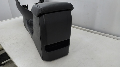 Tunel środkowy Ford Focus Mk3 10-19r. uchwyt na kubki usb zapalniczka podłokietnik EU f1eba045a06em