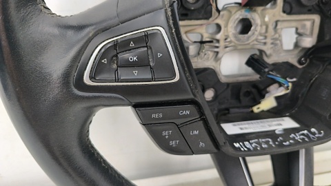Kierownica Ford Focus Mk3 10-19r. skórzana trójramienna multifunkcyjna podgrzewana EUROPA gv413600jd3zhe