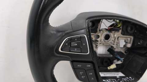 Kierownica Ford Focus Mk3 10-19r. skórzana trójramienna multifunkcyjna podgrzewana EUROPA gv413600jd3zhe