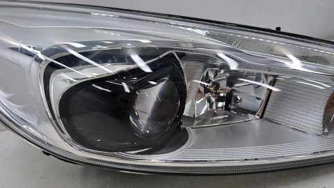 Lampa reflektor Ford Focus Mk3 14-19r. LIFT prawa lewa przednia BI-XENON + LED EU komplet oryginal f1eb-13d154-ag f1eb-13d155-ag