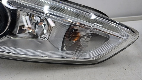 Lampa reflektor Ford Focus Mk3 14-19r. LIFT prawa lewa przednia BI-XENON + LED EU komplet oryginal f1eb-13d154-ag f1eb-13d155-ag