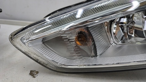 Lampa reflektor Ford Focus Mk3 14-19r. LIFT prawa lewa przednia BI-XENON + LED EU komplet oryginal f1eb-13d154-ag f1eb-13d155-ag