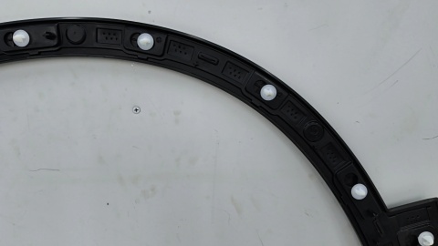 Listwa Volvo XC40 EX40 Volvo C40 22r.- NOWY prawy przedni rant nadkola błotnika nakładka strukturalna prawy przód 32409189