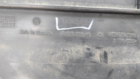 Osłona pod zderzak VW ID.3 ID3 11a 19r.- przednia płyta dokładka dolna podwozia 10a805915