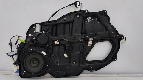 Podnośnik szyb Mazda 2 DE 07-14r. prawy przedni mechanizm silniczek podnoszenia szyby wiązka głośnik d6515897x