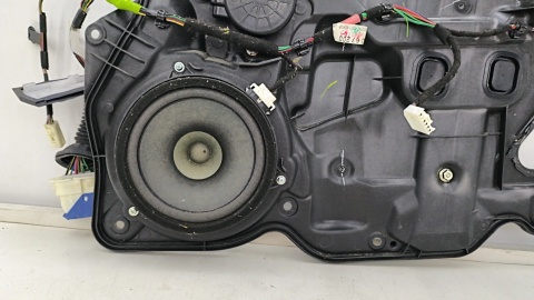Podnośnik szyb Mazda 2 DE 07-14r. prawy przedni mechanizm silniczek podnoszenia szyby wiązka głośnik d6515897x