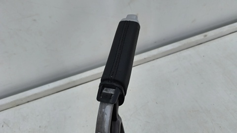 Ręczny Ford Focus Mk3 10-19r. dźwignia hamulca ręcznego mieszek EUROPA bv61-2780-c