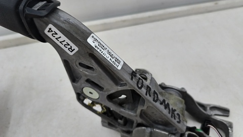 Ręczny Ford Focus Mk3 10-19r. dźwignia hamulca ręcznego mieszek EUROPA bv61-2780-c