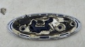 Znaczek Ford Kuga MK2 Lift 16-19r. przedni znaczek atrapy noska maski zderzaka emblemat logo przód ORYGNALNY gj54-8b262-aa