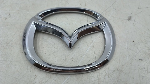 Znaczek Mazda MX-5 IV 15r.- przedni znaczek atrapy noska zderzaka emblemat przód ORYGNALNY n243-51741