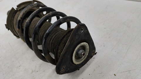 Amortyzator Ford Focus Mk3 10-19r. Diesel lewy przedni mcpherson sprężyna lewy przód bv61-18k001-lbb