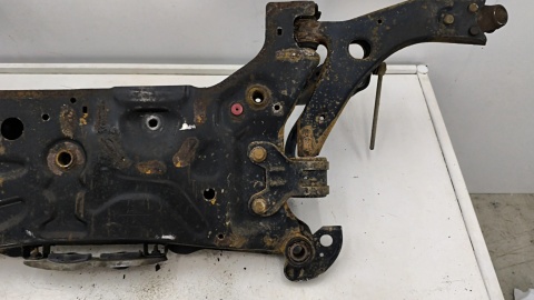 Belka silnika Ford Focus Mk3 10-19r. kołyska wózek sanki zawieszenia przedniego stabilizator av61-5019-bm