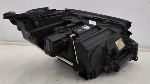 Lampa reflektor Mercedes w213 E-klasa 16-20r. lewa przednia LED HIGH PERFOMANCE lewy przód a2139067706