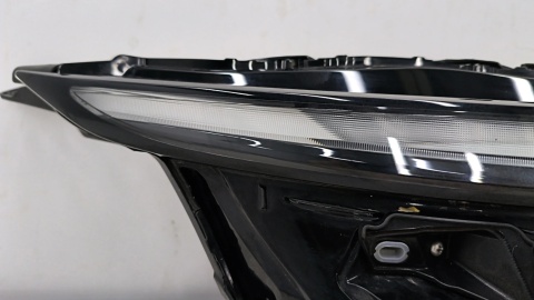 Lampa reflektor Nissan Qashqai III J12 21-24r prawa przednia Europa Adaptive LED 8+5 13pin oryginał xcer011a02a00 100-8d02g
