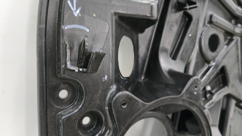 Podnośnik szyb Volvo XC90 II 14r.- prawa przednia obudowa panel stelaż linki podnoszenia bez silniczka 31349763