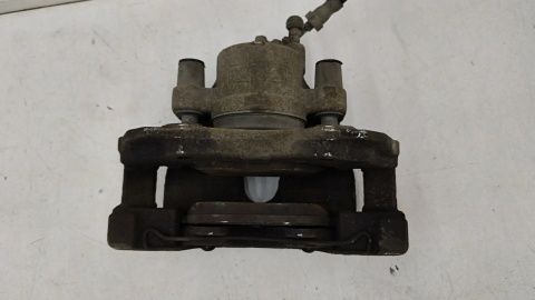 Zacisk hamulcowy Ford Focus Mk3 10-19r. 1.5 TDCI PRAWY przedni jarzmo prawy przód