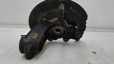 Zwrotnica Ford Focus Mk3 10-19r. 1.5 TDCI diesel piasta prawa przednia czujnik ABS prawy przód