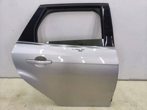 Drzwi Ford Focus Mk3 III 10-19r. Kombi prawe tylne prawy tył 0F