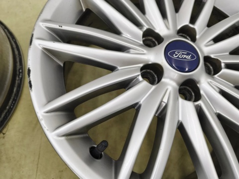 Felgi aluminiowe Ford Focus Mk3 C-Max Mk2 Connect 10-19r. r16 cali 7jx16 ET50 5x108 CH63 z czujnikami KOMPLET Borbet F1EJ-A1B