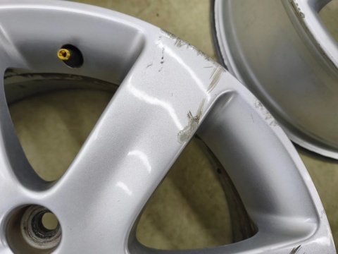 Felgi aluminiowe Mitsubishi Colt VI 6 Z30 04-12r. r16 cali 6,5jx16 ET48 4x114,3 CH67 felgi oryginalne KOMPLET mr594967