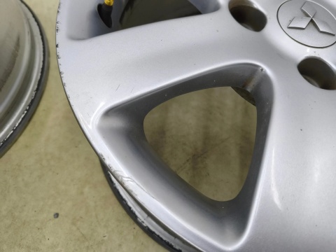 Felgi aluminiowe Mitsubishi Colt VI 6 Z30 04-12r. r16 cali 6,5jx16 ET48 4x114,3 CH67 felgi oryginalne KOMPLET mr594967