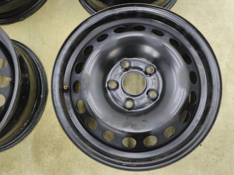 Felgi stalowe VW Golf VII T-Roc Audi A3 8v Leon III Ateca Octavia III 12r.- 15 cali 6jx15 ET43 5x112 CH57 KOMPLET Südrad 155801